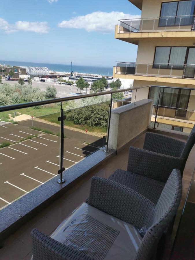 Monalissa Summerland Apartment Mamaia Luaran gambar